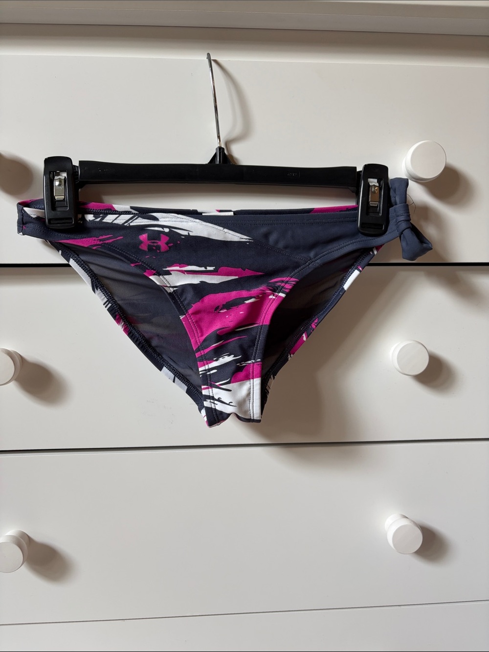 🏄🏽‍♀️ NWOT UNDER ARMOUR WOMENS SIZE SMALL BIKINI BOTTOMS